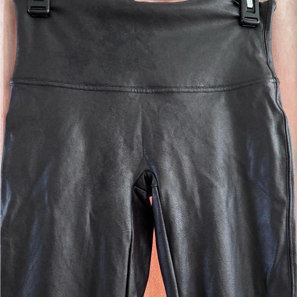 NWOT Spanx Faux Leather Leggings Sz L